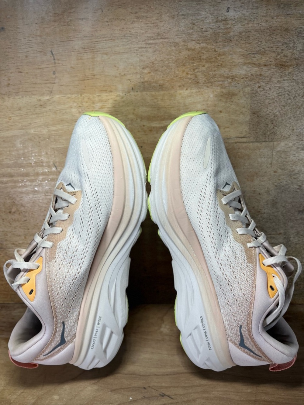 Hoka One One Bondi 8 Womens Size 9.5 Running Shoes Sneakers Cream Vanilla - Picture 6 of 12